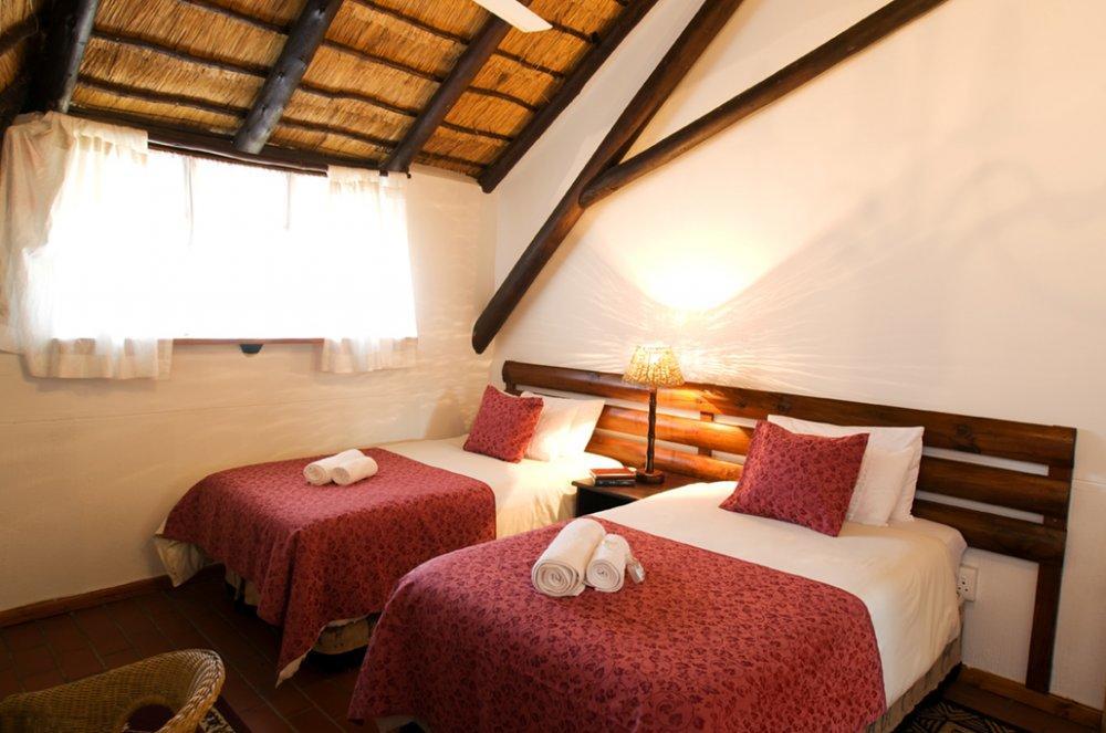 Woodpecker Inn Richards Bay Extérieur photo